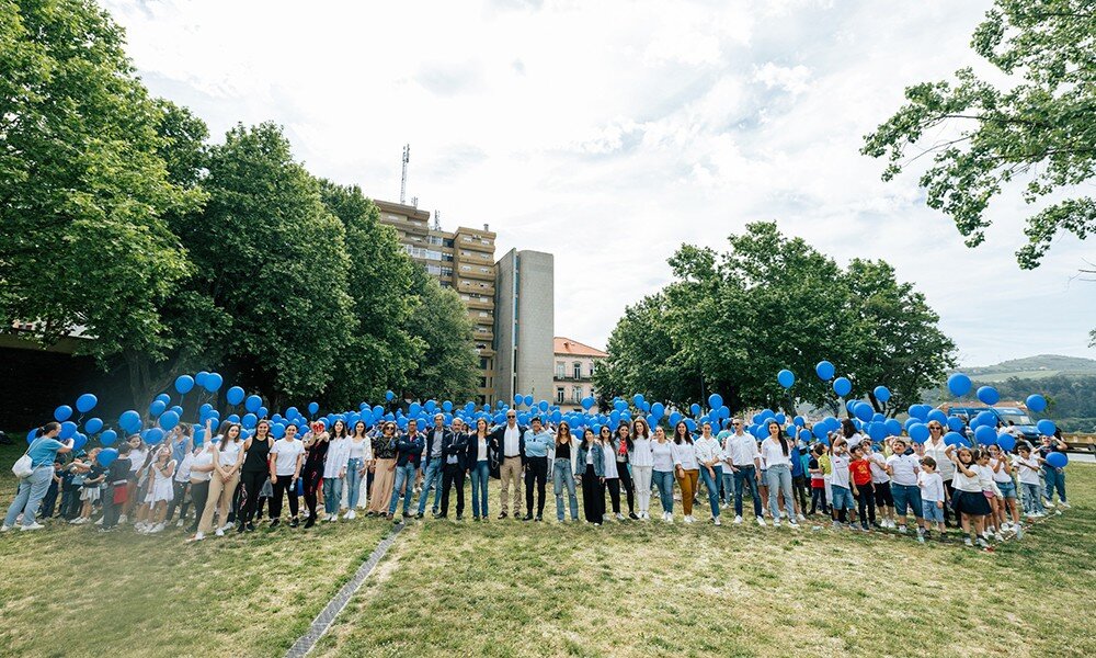 Noticias_interior_azul