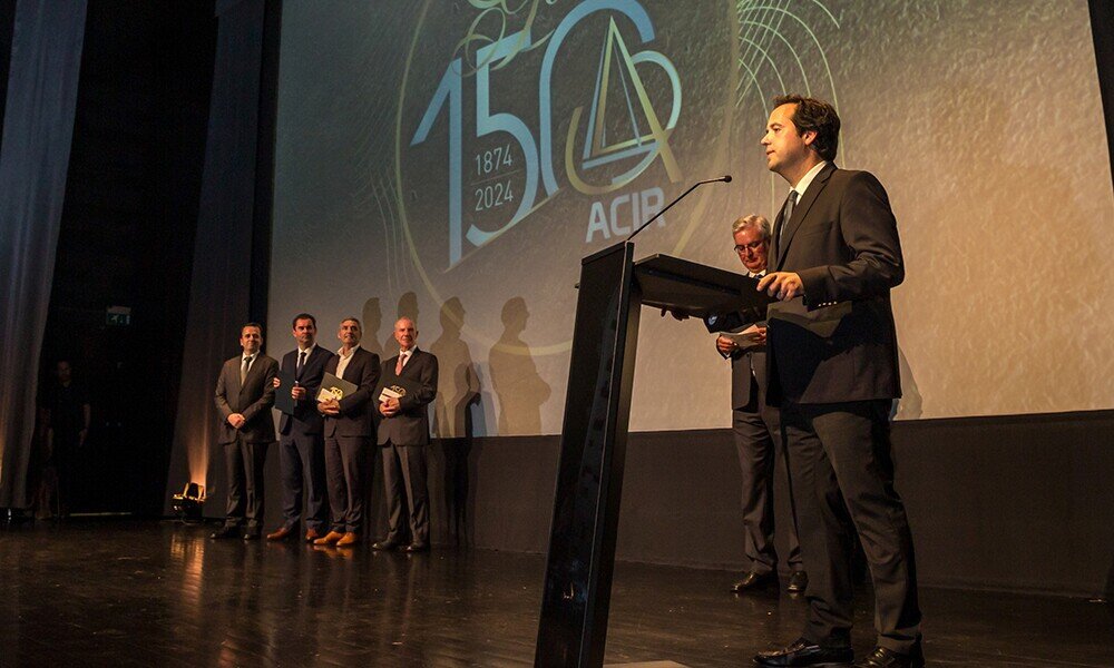 Noticias_interiorgalacir